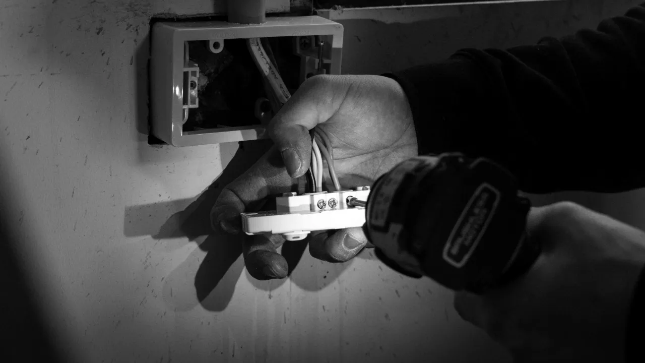AIF Electrical electrician working in Camberwell