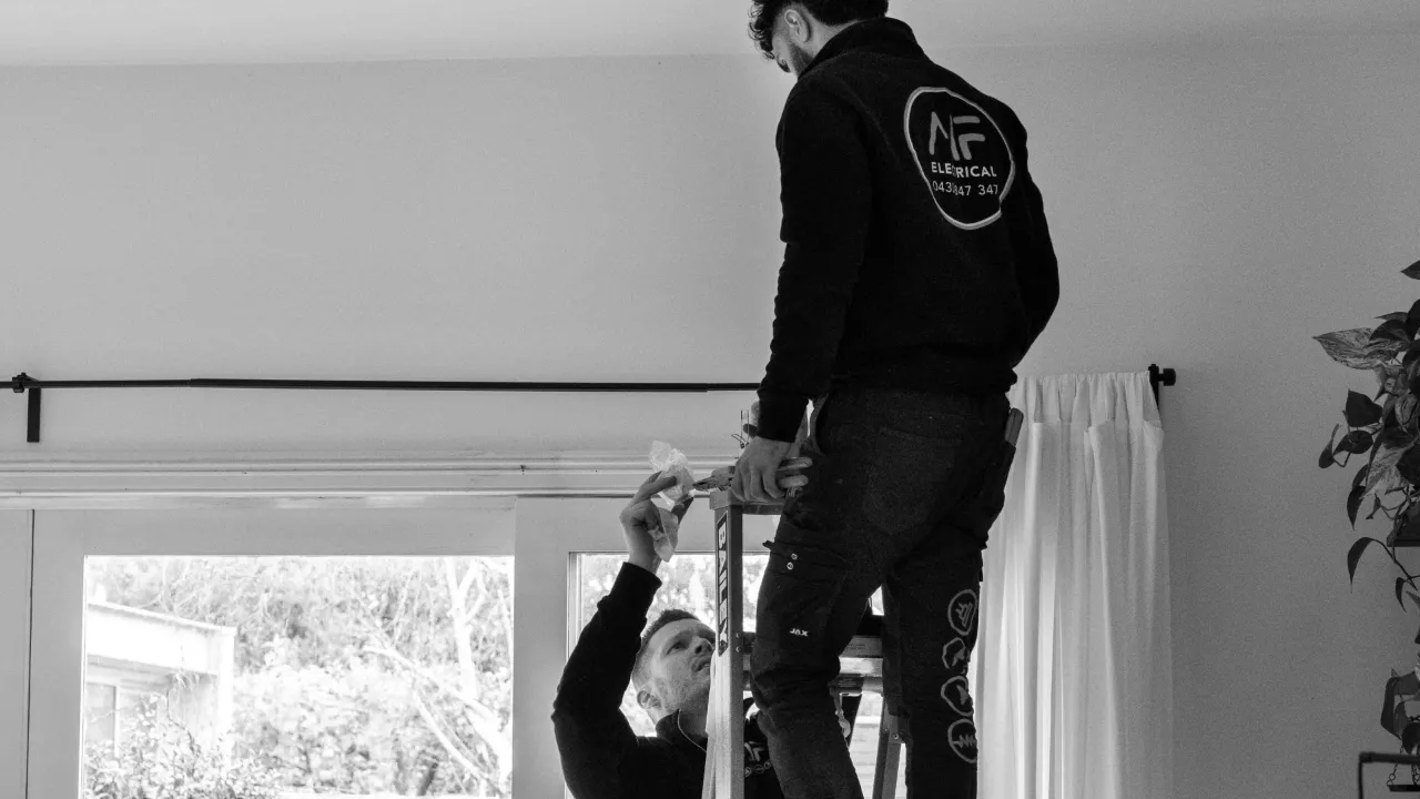 AIF Electrical electrician working in Hawthorn